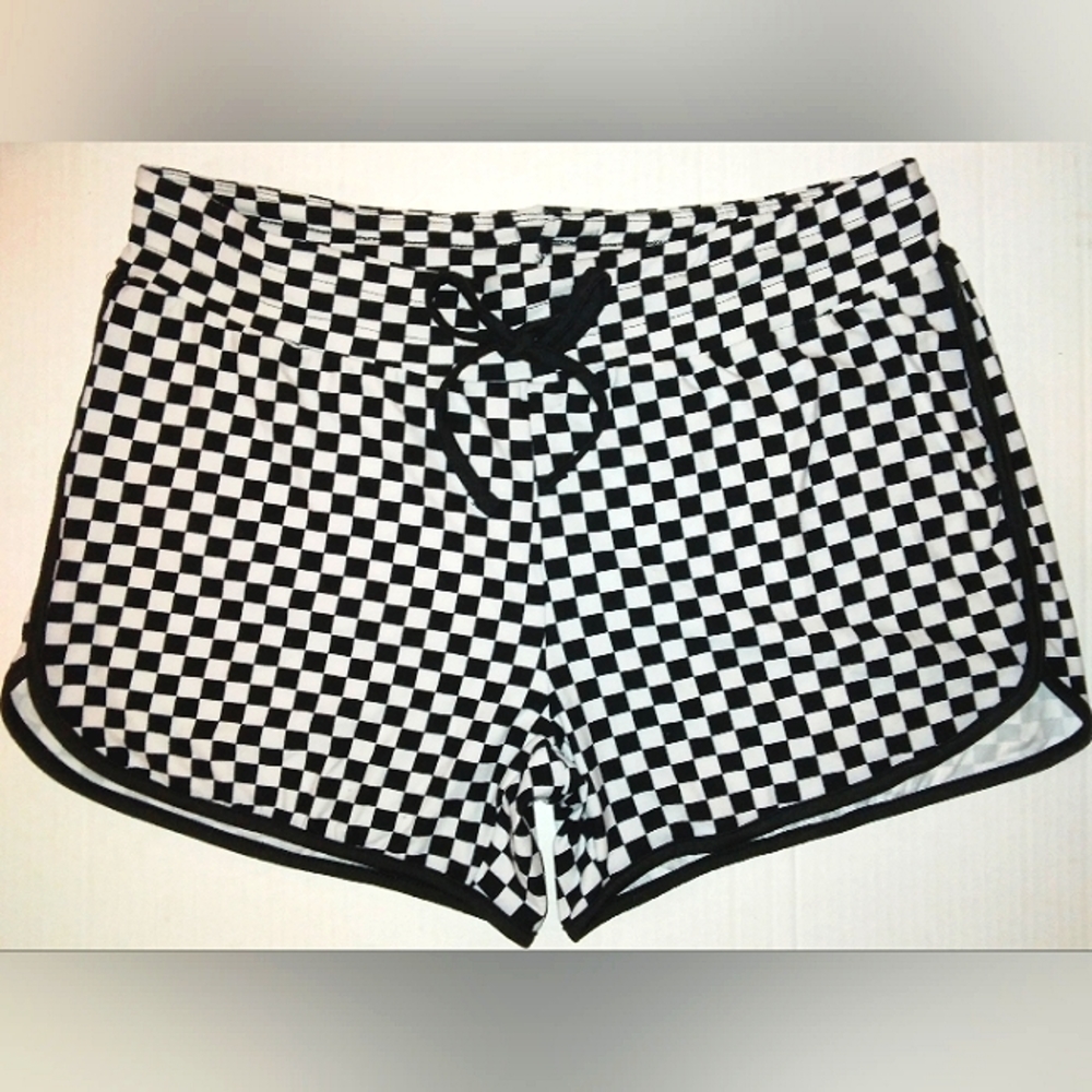☆Brand New☆Plus Size "FADED ROSE" 1X Xtra Soft Dolphin Hem Checkerboard Shorts☆